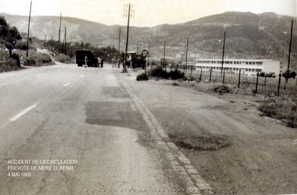 MERS EL KEBIR B UN CONSTAT APRES UN ACCIDENT AVEC LA GENDARMERIE MARITIME 1963 N02.JPG